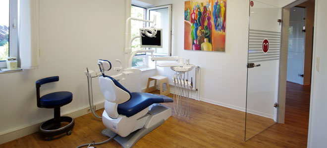 Behandlungszimmer Zahnärztin Bahr Stockelsdorf bei Lübeck