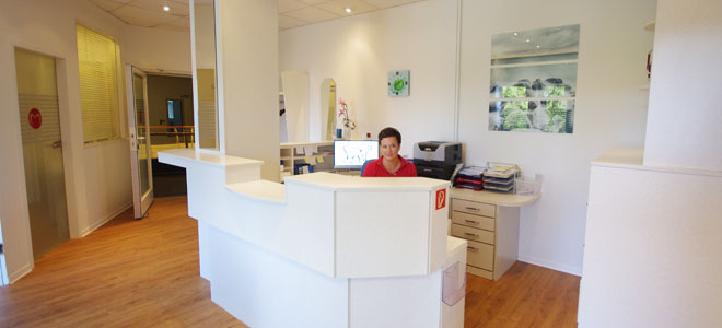 Empfangstresen Zahnarztpraxis Bahr Stockelsdorf