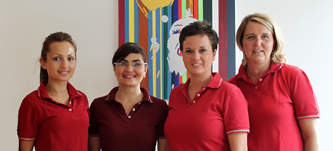 Mitarbeiterinnen Zahnarzt Praxis Bahr Stockelsdorf